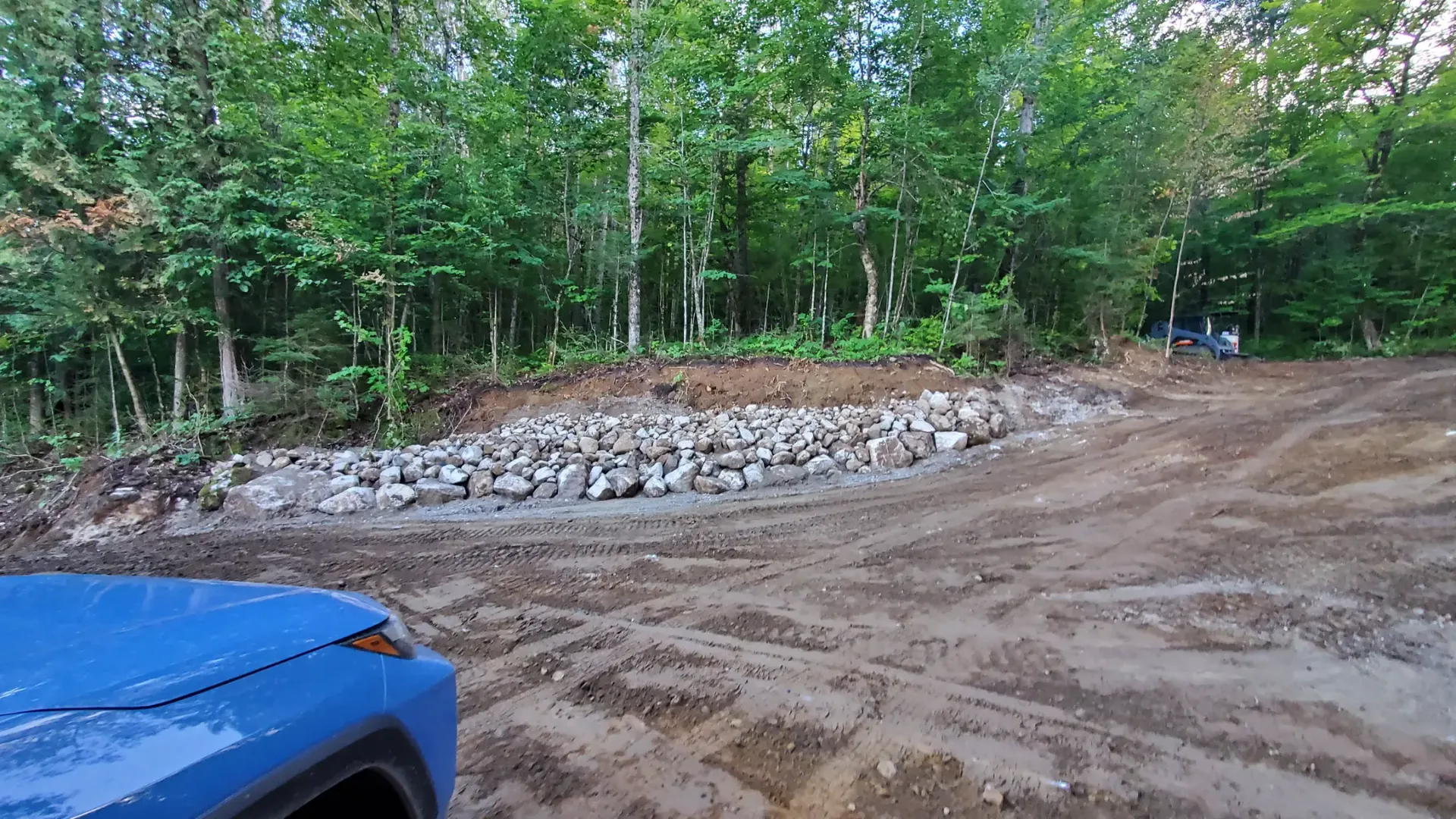 Customized Solutions field conditions and technical equipment for a rural property